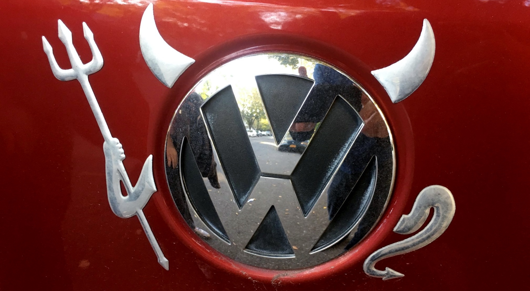 Vw devil outlet badge